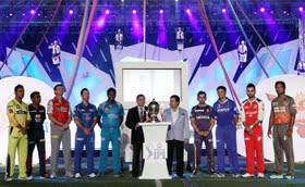 Captains of 9 teams of IPL 6 standing